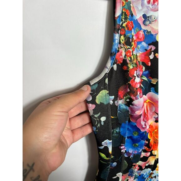 Betsey Johnson Scuba Fit and Flare Dress Floral Maximalist Black size 2 Small - Picture 3 of 4